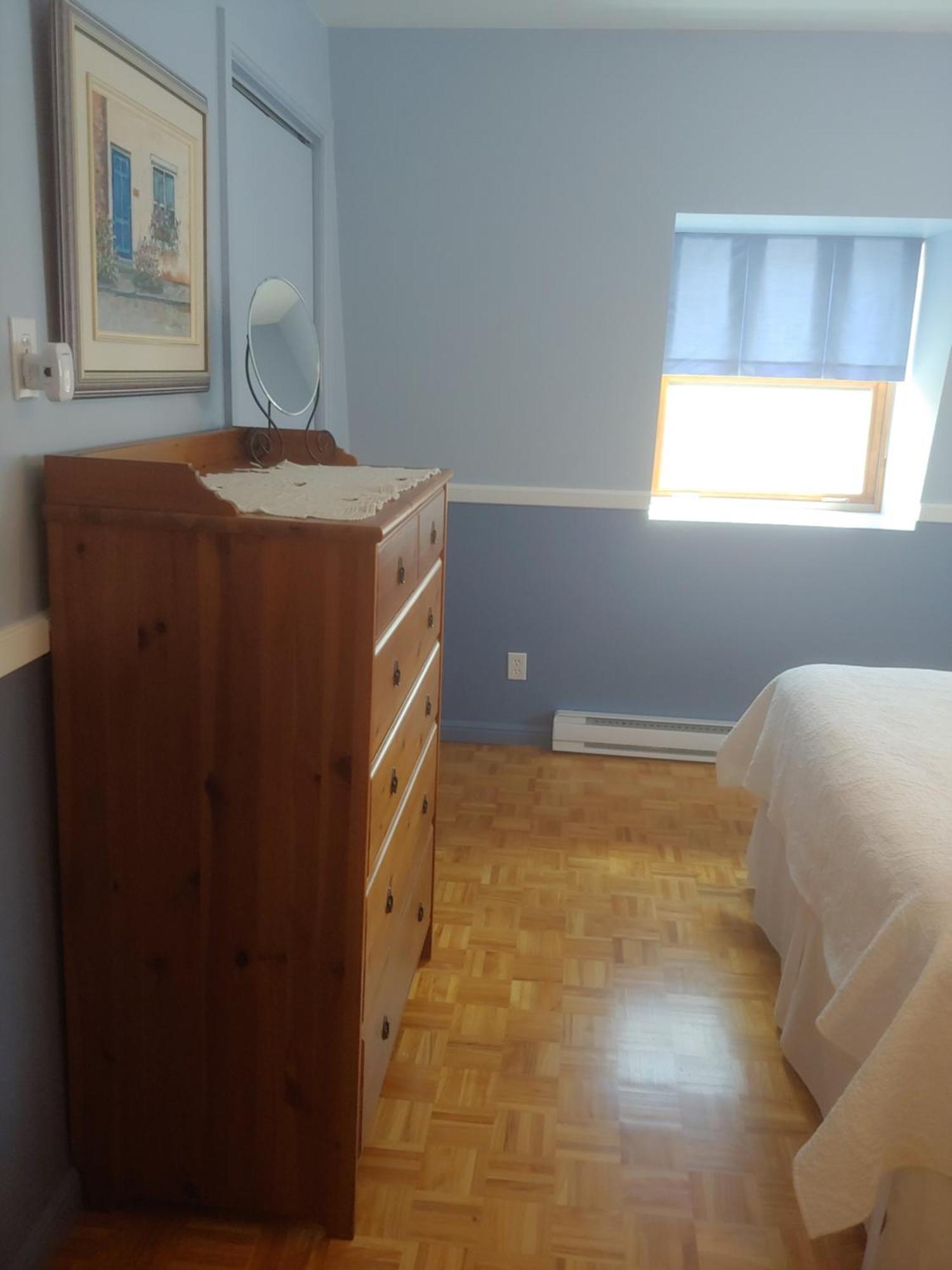 3 Bedrooms 3 Beds Near Metro -2 Parking Free Montreal Exterior photo